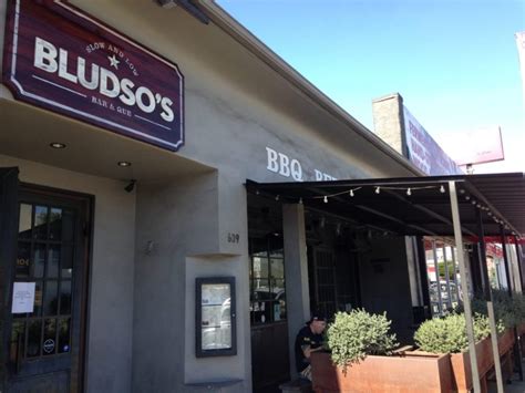 Bludso's restaurant - Bludso’s BBQ has multiple locations. Please choose one from which you wish to order. La Brea 609 North La Brea Avenue Los Angeles, CA 90036 Santa Monica 1329 Santa Monica Boulevard Santa Monica, CA 90404 Please note: items from different locations cannot be placed in the same order.